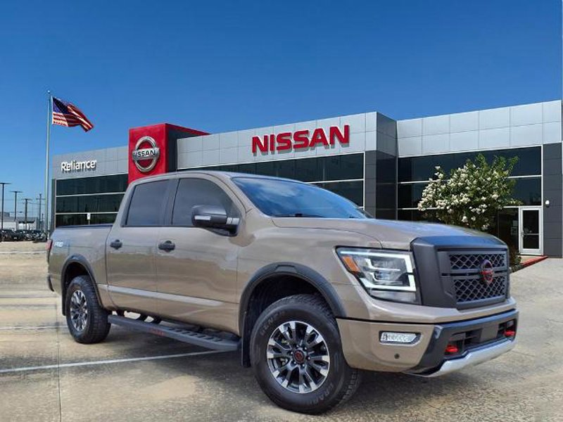 Certified 2024 Nissan Titan PRO-4X w/ Pro-4x Convenience Package image 1