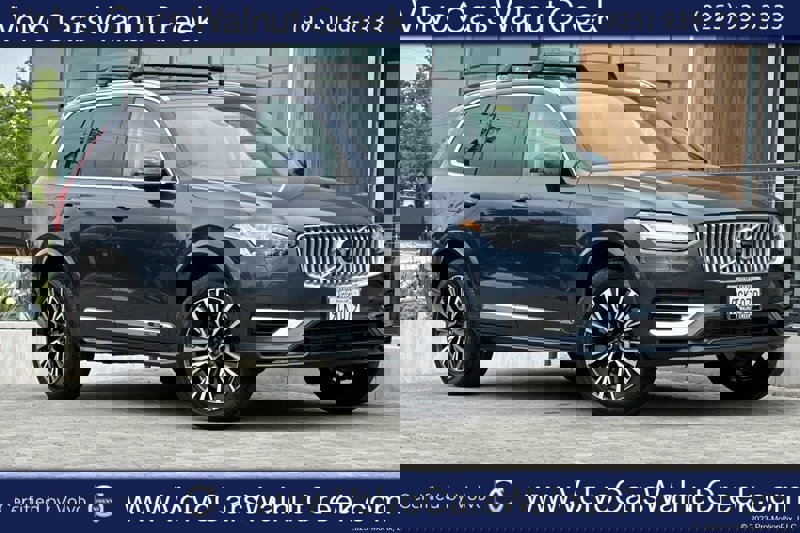 Certified 2023 Volvo XC90 T8 Plus image 1