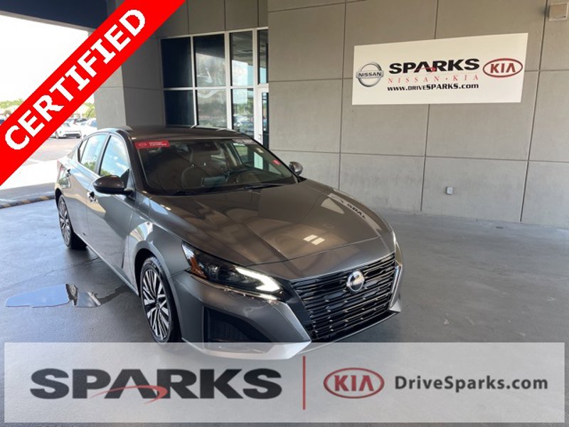 Certified 2023 Nissan Altima 2.5 SV image 1