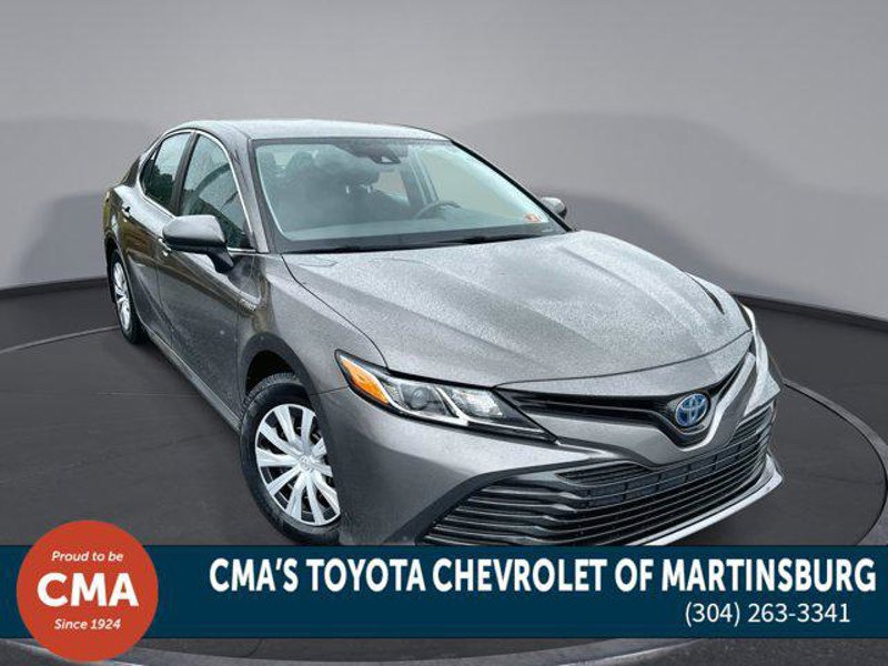 Certified 2020 Toyota Camry LE image 1