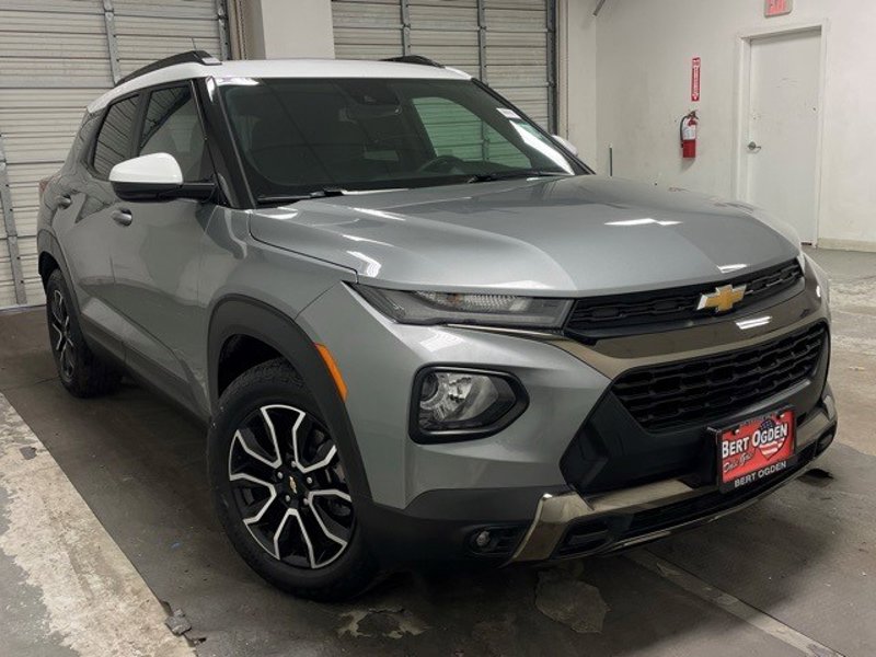 Certified 2023 Chevrolet TrailBlazer ACTIV w/ Sun and Liftgate Package image 1