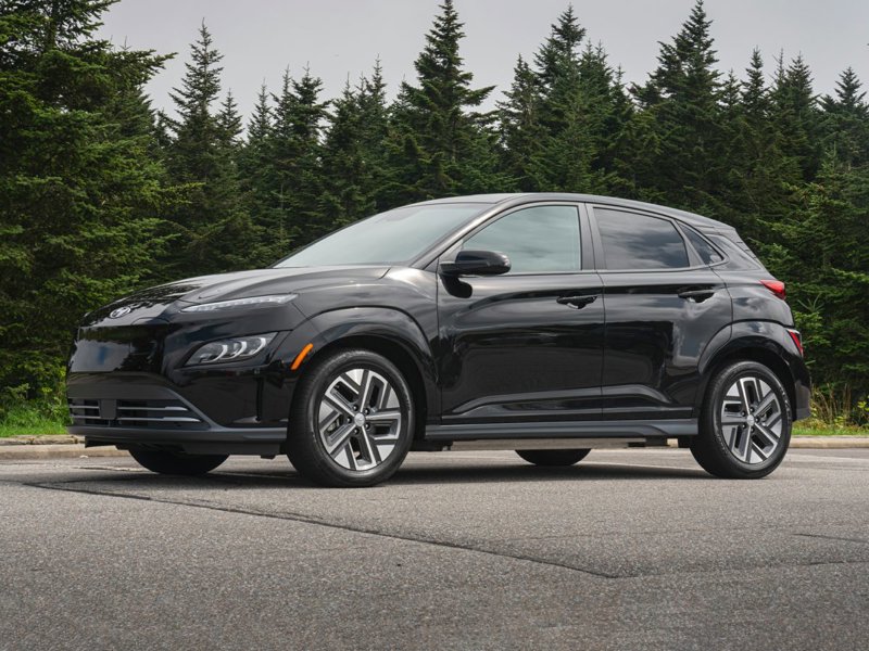 Certified 2023 Hyundai Kona Limited w/ Cargo Package image 1