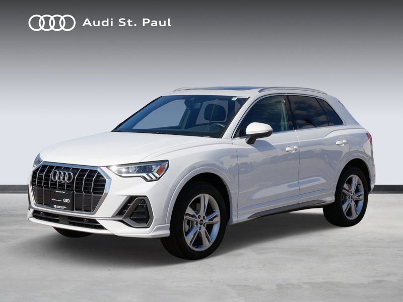 Certified 2024 Audi Q3 2.0T Premium w/ Convenience Package image 1