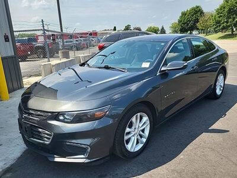 Used 2016 Chevrolet Malibu LT w/ Driver Confidence Package image 1