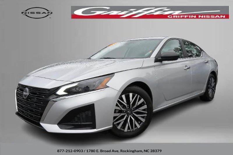 Certified 2024 Nissan Altima 2.5 SV image 1