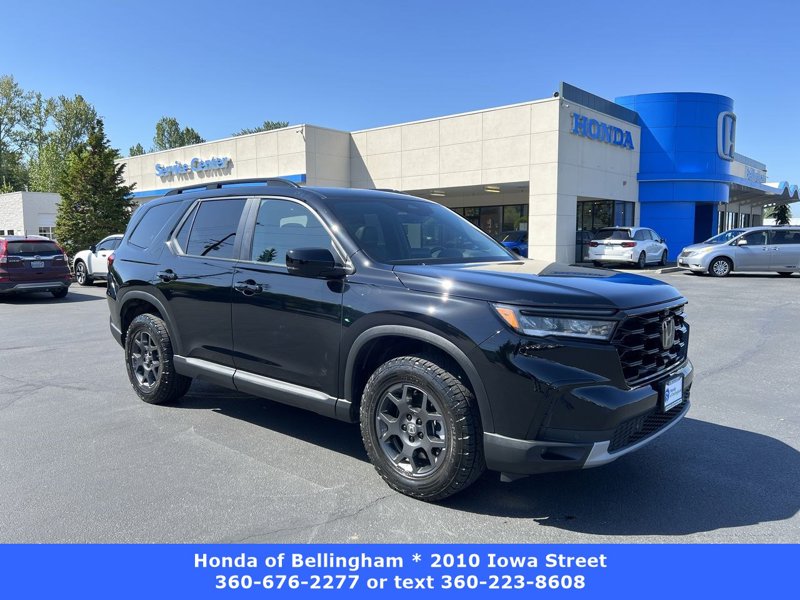 Certified 2024 Honda Pilot TrailSport image 1