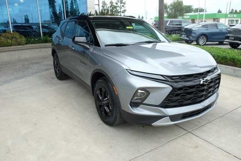 Certified 2023 Chevrolet Blazer LT w/ Midnight/Sport Edition image 1