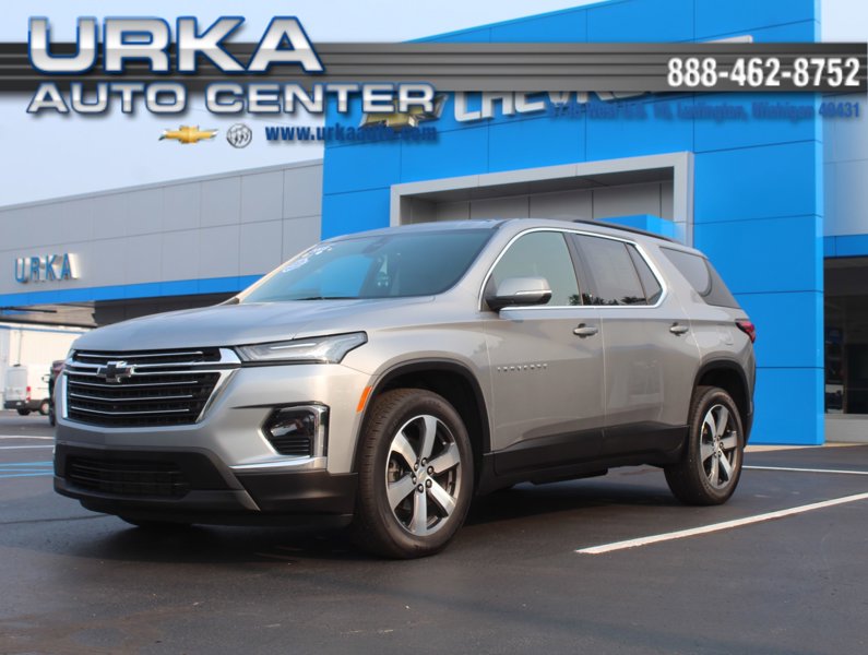 Certified 2023 Chevrolet Traverse LT w/ LT Premium Package image 1