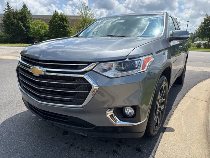Certified 2020 Chevrolet Traverse LT w/ LPO, Floor Liner Package image 1
