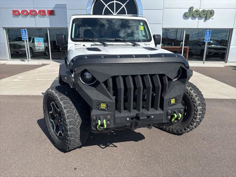 Certified 2023 Jeep Gladiator Rubicon w/ Cold Weather Group image 1