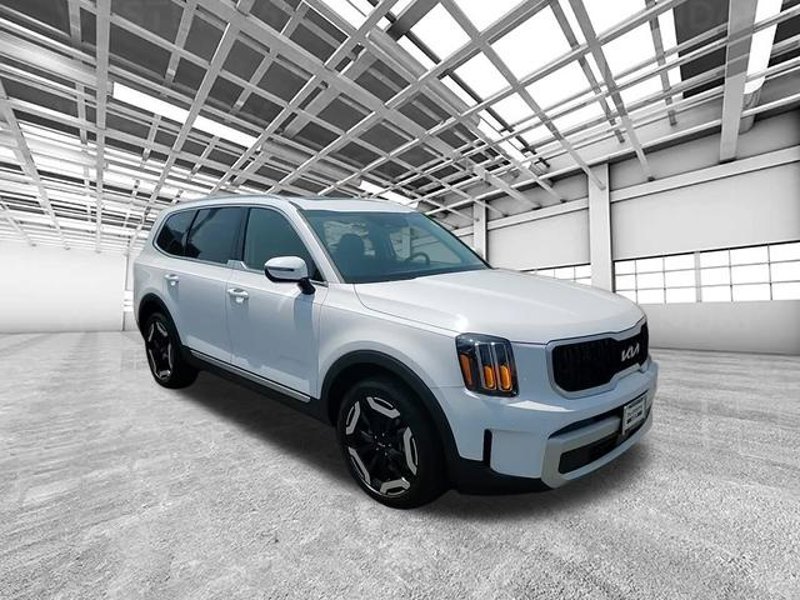 Certified 2024 Kia Telluride EX w/ EX Captain's Chair Package image 1