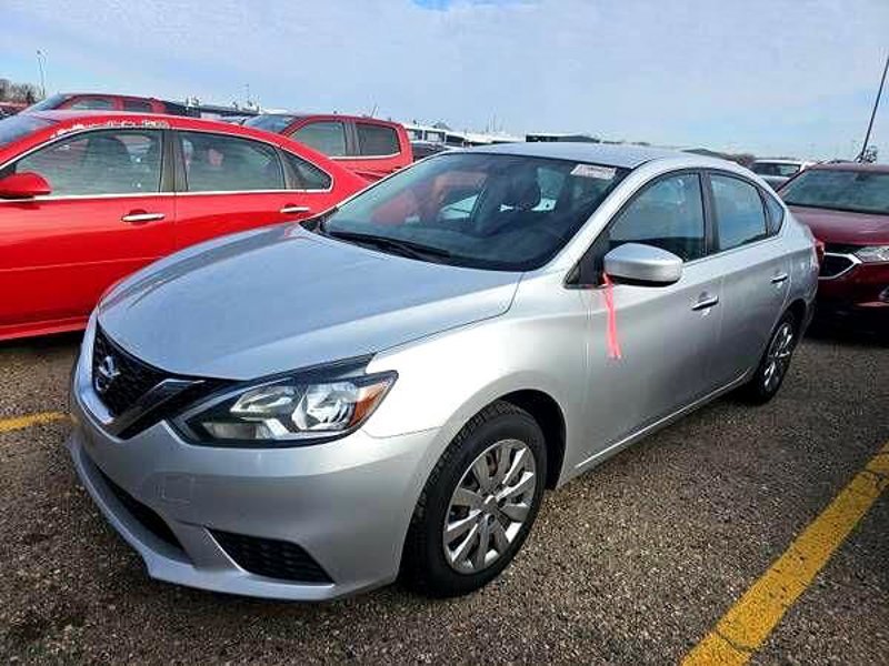 Used 2016 Nissan Sentra SV image 1