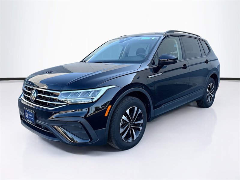 Certified 2024 Volkswagen Tiguan S image 1