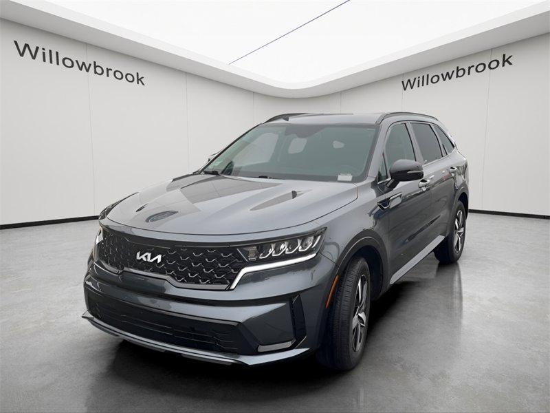 Certified 2023 Kia Sorento S image 1