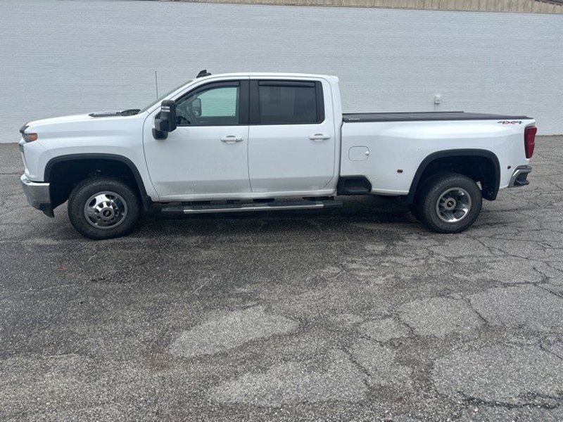 Certified 2022 Chevrolet Silverado 3500 LT w/ Convenience Package image 1