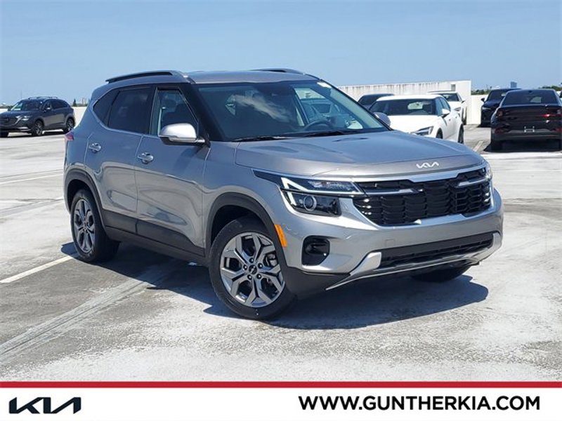 Certified 2024 Kia Seltos S image 1