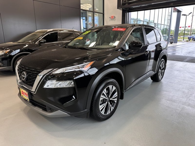 Certified 2023 Nissan Rogue SV image 1