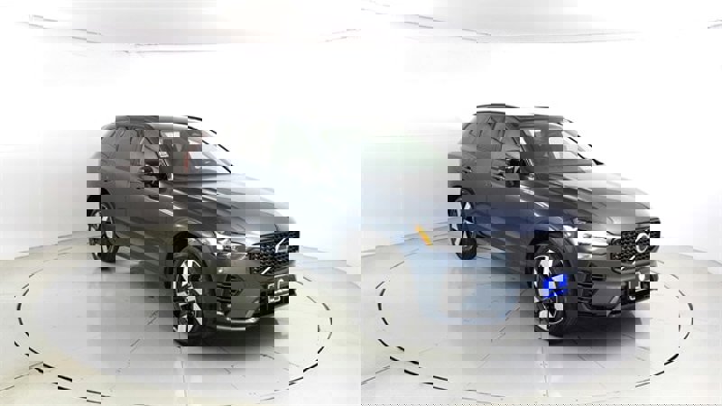 Certified 2025 Volvo XC60 T8 Plus w/ Protection Package Premier image 1