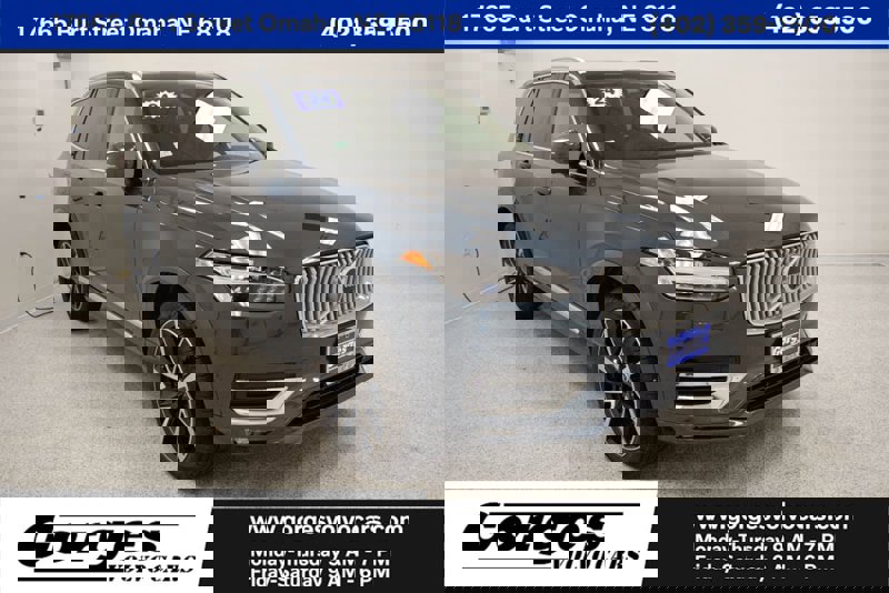 Certified 2024 Volvo XC90 B6 Plus image 1