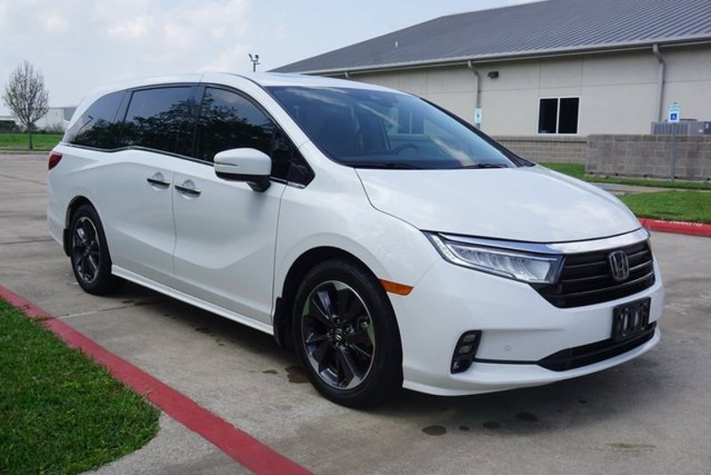 Certified 2024 Honda Odyssey Elite image 1