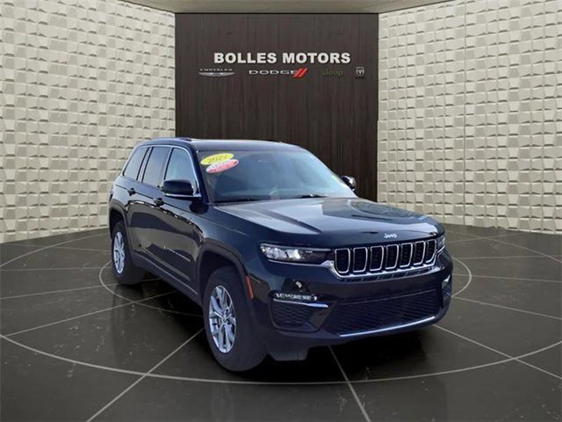 Certified 2022 Jeep Grand Cherokee Limited image 1