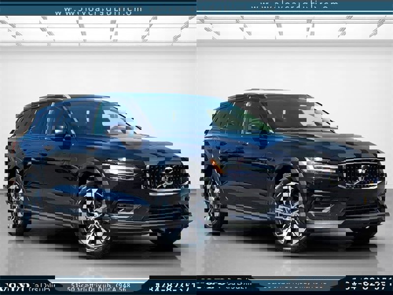 Certified 2024 Volvo V60 B5 Cross Country Plus image 1