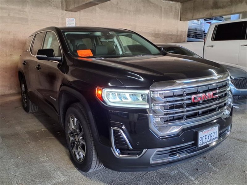 Certified 2022 GMC Acadia SLE image 1