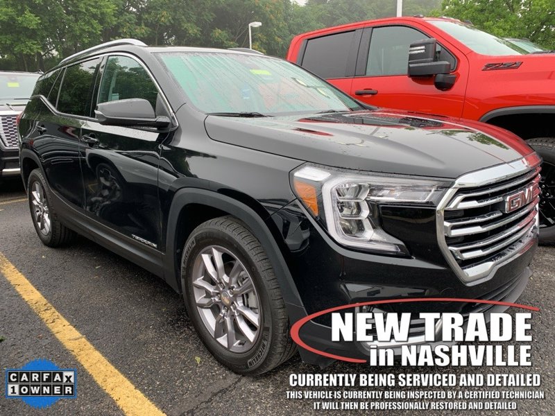 Certified 2022 GMC Terrain SLT w/ Infotainment Package II image 1