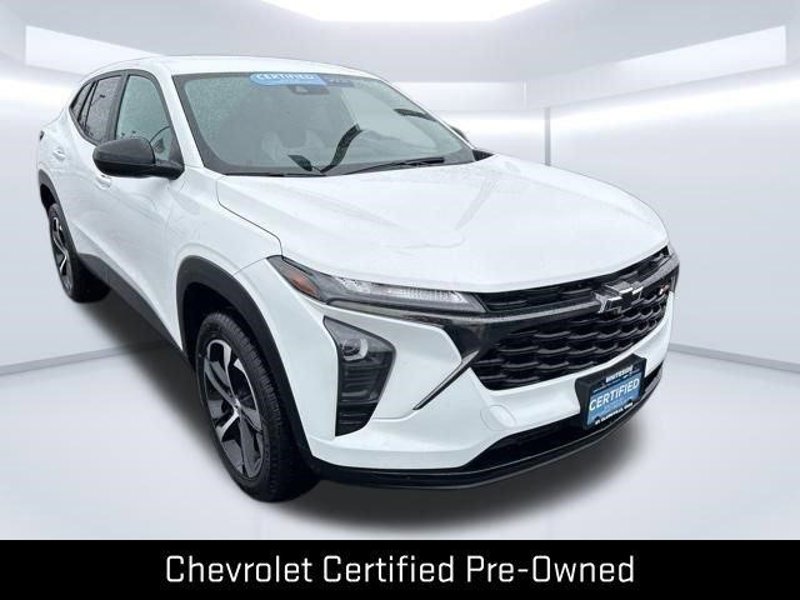 Certified 2024 Chevrolet Trax RS image 1