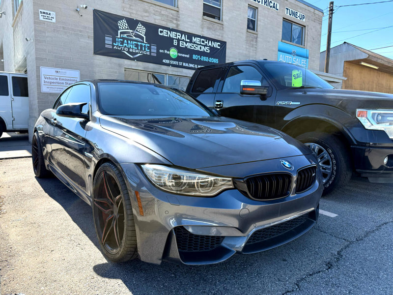 Used 2015 BMW M4 Convertible image 1