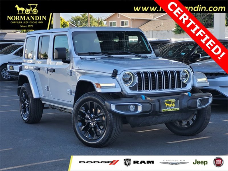 Certified 2024 Jeep Wrangler Unlimited Sahara image 1