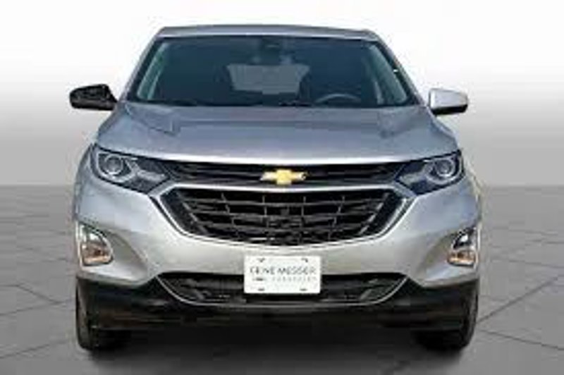 Used 2020 Chevrolet Equinox LS w/ LS Convenience Package image 1