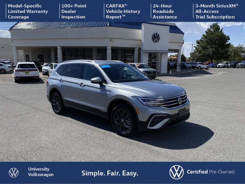 Certified 2024 Volkswagen Tiguan SE image 1