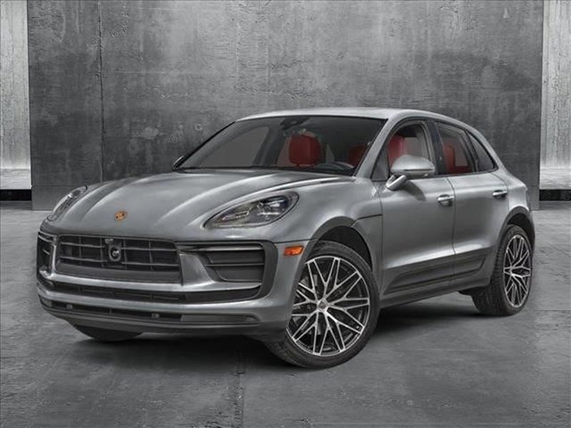 Certified 2025 Porsche Macan image 1