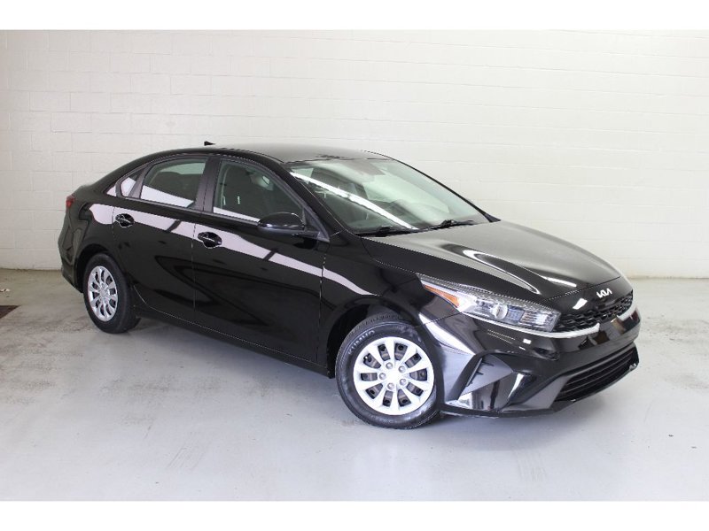 Certified 2022 Kia Forte Sedan image 1