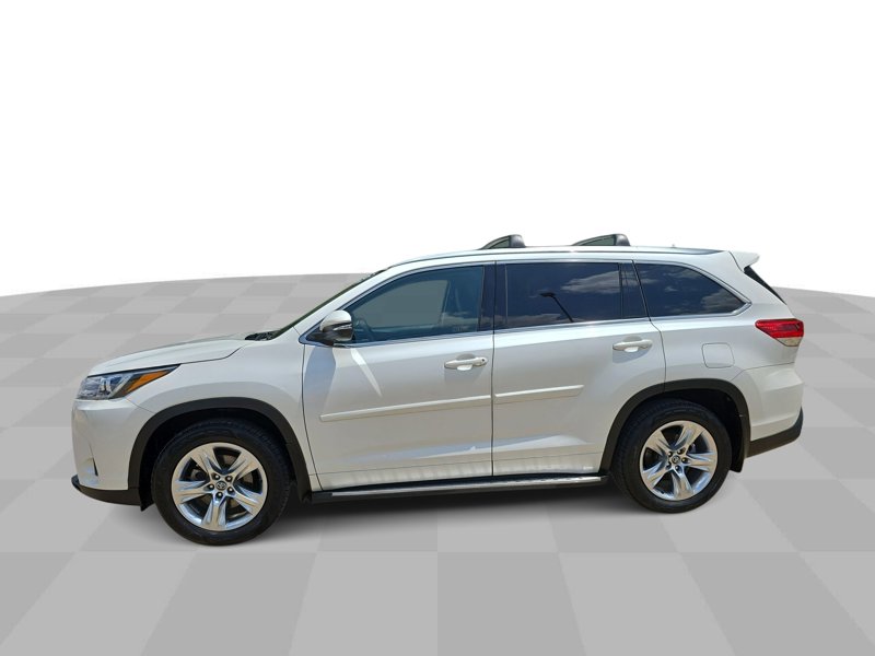 Used 2018 Toyota Highlander Limited image 1