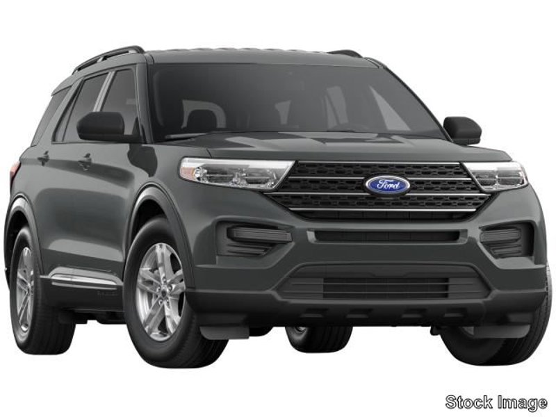Certified 2024 Ford Explorer XLT w/ Equipment Group 202A image 1