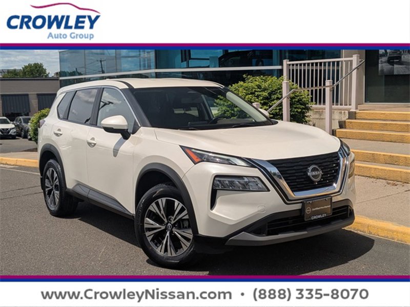 Certified 2023 Nissan Rogue SV image 1