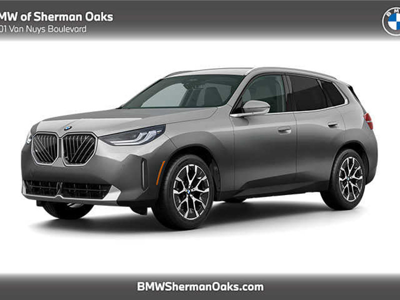 New 2025 BMW X3 xDrive30i w/ Convenience Package image 1