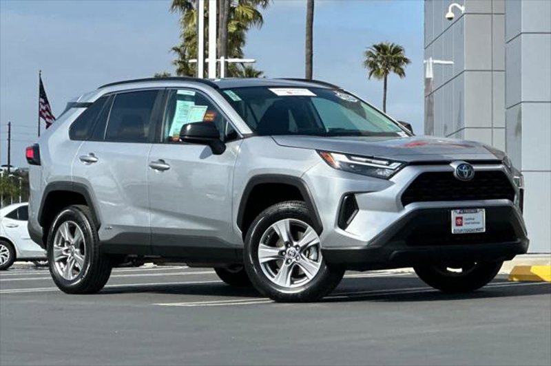 Certified 2024 Toyota RAV4 LE image 1