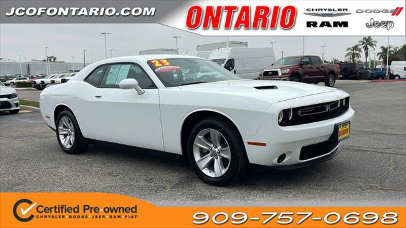 Certified 2023 Dodge Challenger SXT image 1