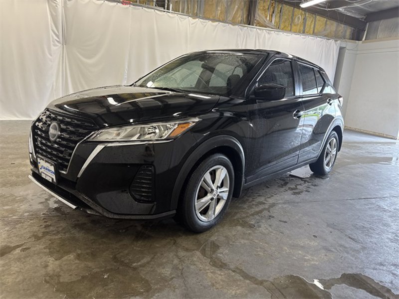 Certified 2022 Nissan Kicks S image 1