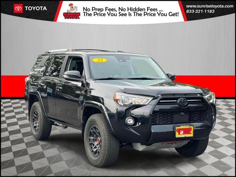 Certified 2022 Toyota 4Runner SR5 Premium image 1