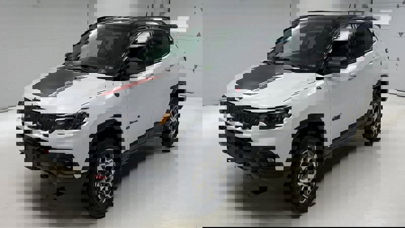 Certified 2022 Jeep Compass Trailhawk w/ Trailhawk Convenience Group image 1
