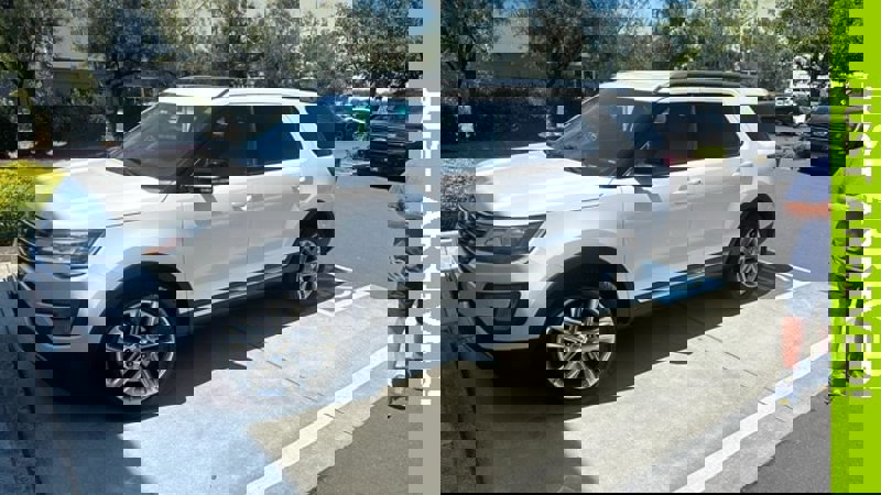 Certified 2016 Ford Explorer XLT w/ Equipment Group 202A image 1