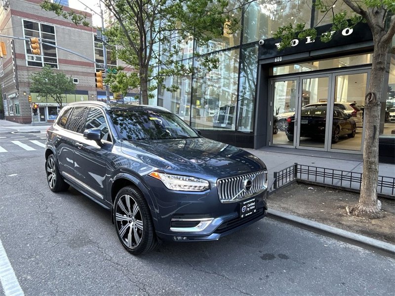 Certified 2022 Volvo XC90 T6 Inscription w/ Advanced Package image 1