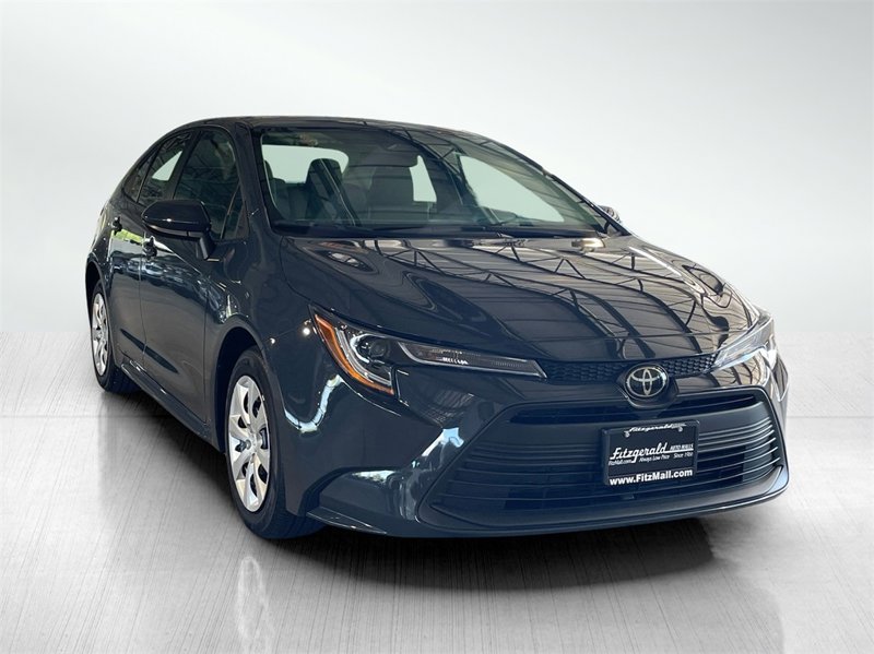 Certified 2025 Toyota Corolla LE image 1