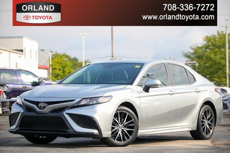 Certified 2023 Toyota Camry SE image 1