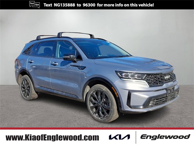 Certified 2022 Kia Sorento SX image 1