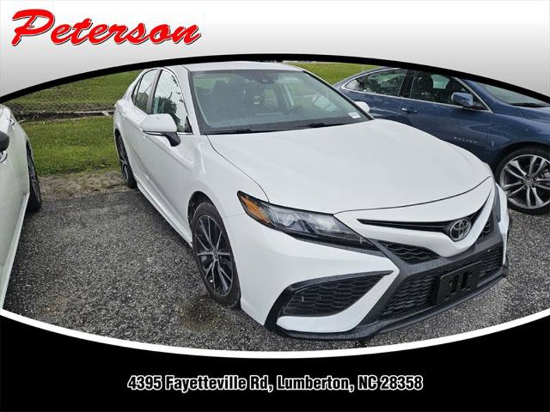 Certified 2024 Toyota Camry SE image 1